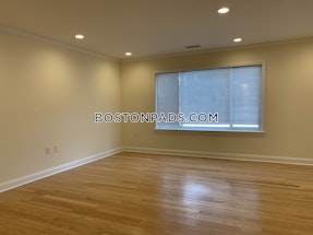 Brookline 2 Bed 1.5 Bath BROOKLINE  Chestnut Hill - $4,000 No Fee