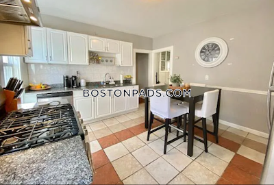 Dorchester 4 Bed, 1 Bath Unit Boston - $2,800 No Fee