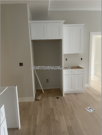 Allston 5 Beds 2 Baths Boston - $6,995 No Fee