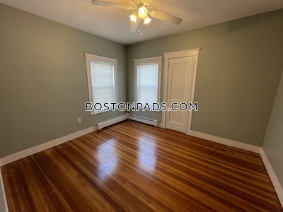 Medford 2 Beds 1 Bath  Tufts - $2,700