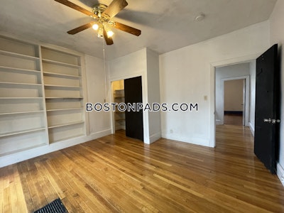 Mission Hill 5 Beds 2.5 Baths Boston - $9,000