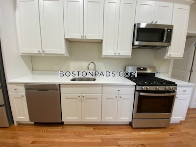 Brookline 4 Bed 4 Bath BROOKLINE- COOLIDGE CORNER $6,900  Coolidge Corner - $6,700