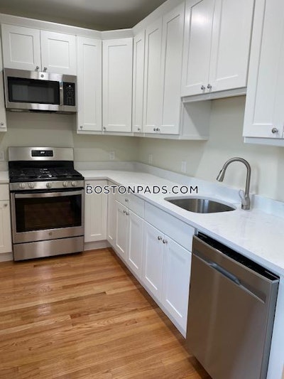 Brookline 4 Bed 2 Bath BROOKLINE- COOLIDGE CORNER $5,950  Coolidge Corner - $5,900