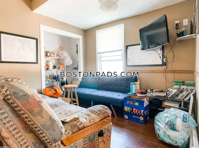 Medford 4 Beds 2 Baths  Tufts - $4,800