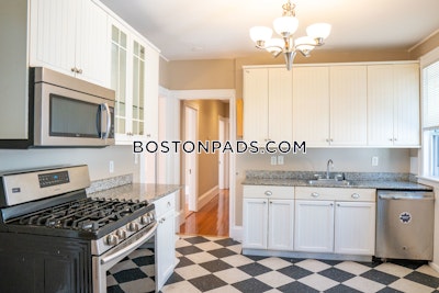 Mission Hill Huge Newly Renovated 6 Bed 2 Bath on Parker Hill Ter. in Mission Hill Boston - $11,550