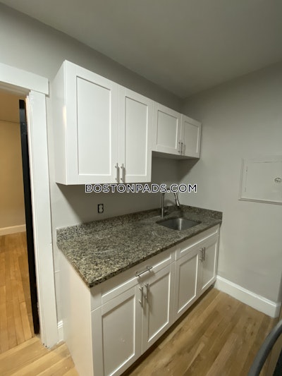 Quincy Apartment for rent 1 Bedroom 1 Bath  North Quincy - $2,175