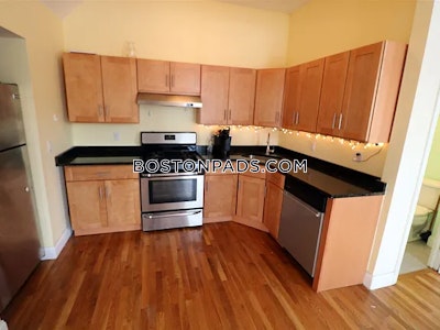 Framingham Apartment for rent 3 Bedrooms 2 Baths - $2,100