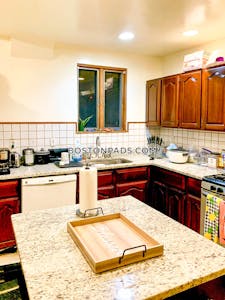 Roxbury 4 Beds 2 Baths Boston - $4,500 50% Fee